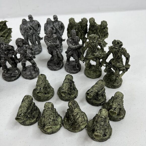 Disney Pirates of the Caribbean Dead Man's Chest Chess Incomplete Set 31 Pieces - Picture 3 of 5